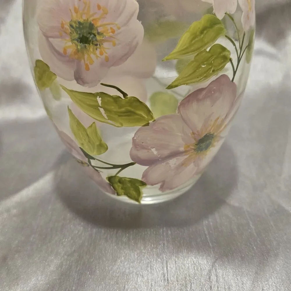 GLASS VASE HAND PAINTED BEE WITH DOGWOOD FLOWERS - Picture 4 of 7